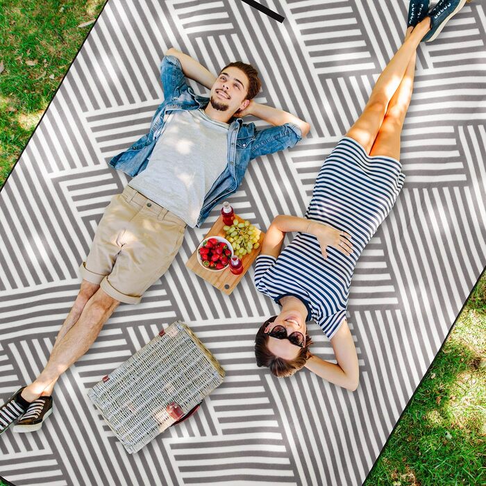 Пікнік килимок Relaxdays XXL 200x300 см, фліс, водонепроникний, теплоізоляційний, з ручкою, сірий/білий – пляжний та туристичний килимок