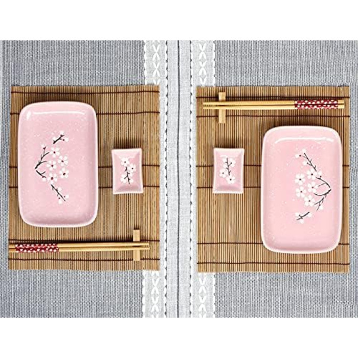 Набір для суші Exzact (10 предметів) – 2 тарілки, 2 миски для соусу, 2 підставки під столові прилади, 2 пари паличок для їжі – з високоякісного порцеляну, у подарунковій коробці (рожевий)