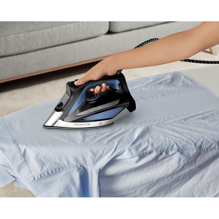 Rowenta DW7320 Everlast Anticalc Steam Iron | 2700 Watts | 45 g/min continuous steam output | 220 g/min steam boost | Drip stop | Antiscale system | 300 ml water tank | Black/Blue 220g/min steam boost - 400 steam vents