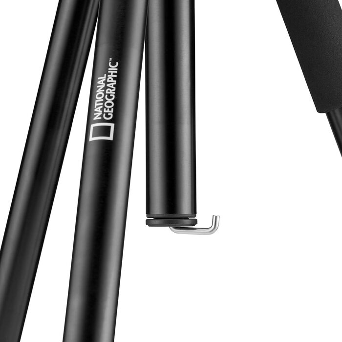Штатив National Geographic Foto з моноподом, карбон, 5 секцій, 8 кг, кулькова головка, швидкозмінна платформа, для фото та відео