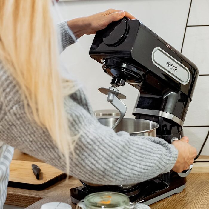 Кухонна машина TZS First Austria професійна | Міксер з чашею 6 л, 1500 Вт, 6 швидкостей, з набором насадок (міксер, гак для тіста, вінчик), нержавіюча сталь