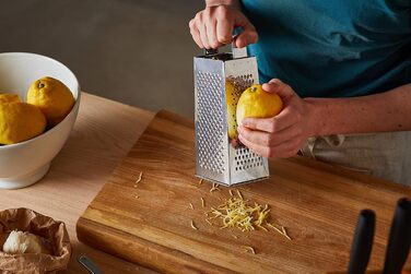 Терка Fiskars Essential 4-стороння, нержавіюча сталь, 23 см, срібляста (1065589)