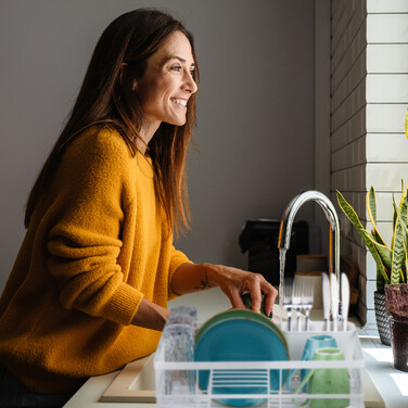 Relaxdays Dish Drainer with Automatic Drainage