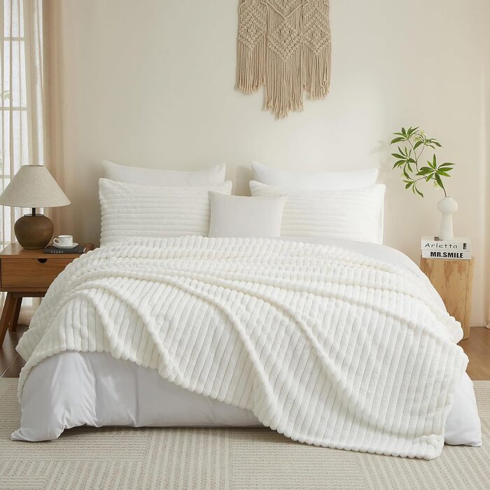 Плюшевий м'який плед Luofanfei 180x200 см, салатовий, велюровий, з ефектом бульбашок, теплий, з флісу, для ліжка, дивана, кімнати