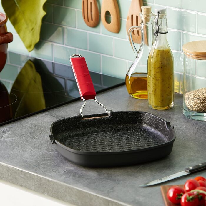 Сковорода-гриль Moneta Pro Grill 24x24 см з антипригарним покриттям, складаною ручкою, для індукції, чорна