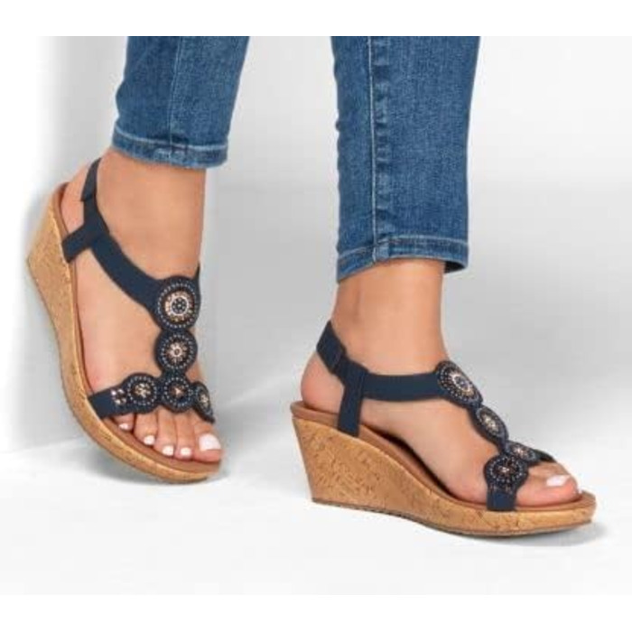 Босоніжки жіночі Skechers Beverlee Date Glam на танкетці, темно-сині 40 EU