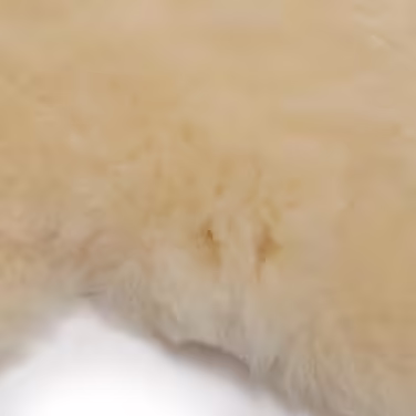Baby Lambskin WERNER CHRIST BABY – cozy, medical-grade lambskin, ideal for strollers, as a crawling mat, or baby rug. Length +/- 75 cm, color natural gold-yellow 75cm