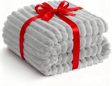 Плед Wavve: м'який флісовий плед 150x200 см, світло-сірий колір для дивану та декору кімнати