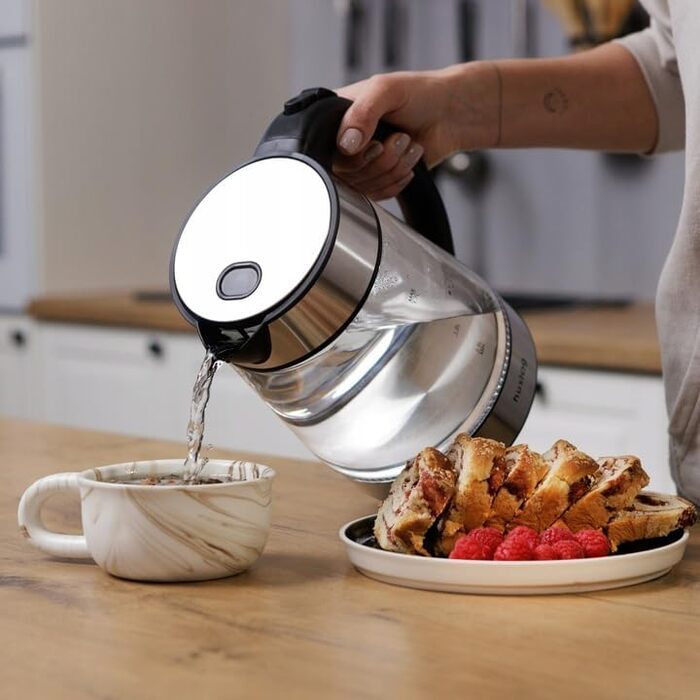 Електричний чайник-термос з подвійними стінками 1.7л, 2200W, швидке кип'ятіння, тихий та безпечний, бездротовий з 360° підставкою, знімною кришкою, точним носиком (скло, 1.7 літра)