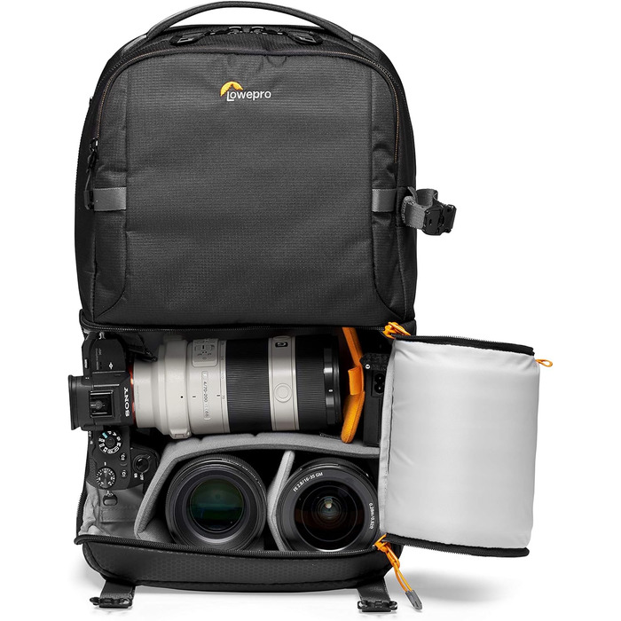 Сумка для фотообладнання Lowepro BP 250 AW III чорного кольору