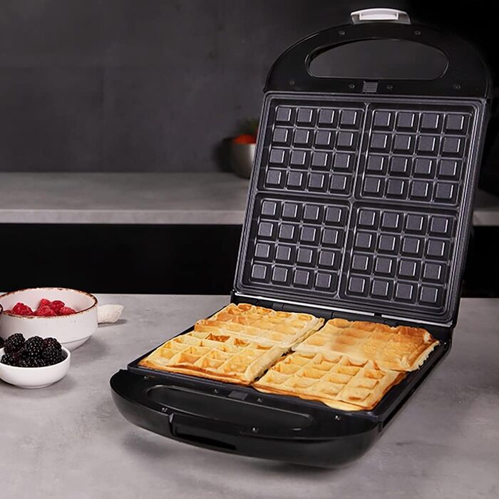 Сендвічниця Cecotec Rock'nToast Family Waffle: 1500W, 4 вафлі, антипригарне покриття, 180° поворот, швидкий нагрів, нержавіюча сталь, індикатор температури, рівномірне підсмажування, 3 змінні пластини