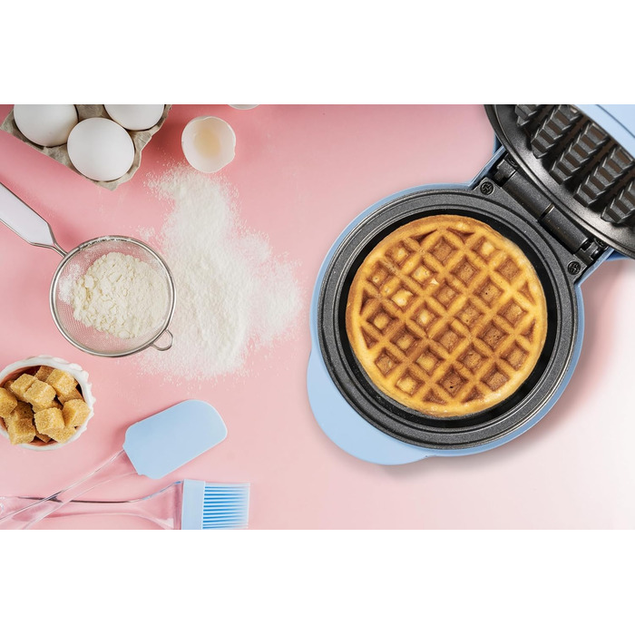 Bestron Mini-Waffeleisen: компактний вафельниця для класичних вафель з антипригарним покриттям, 550 Вт, блакитний колір, ідеально для свят та дітей