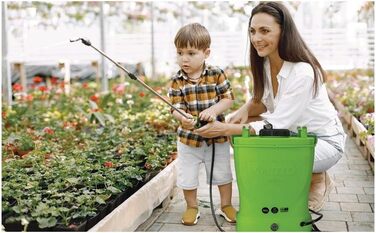 Vito Battery-Powered Sprayer, 12 V, 16 l, up to 6 bar, max. battery life 4 h, charger included, for plants, gardens, and roofs.