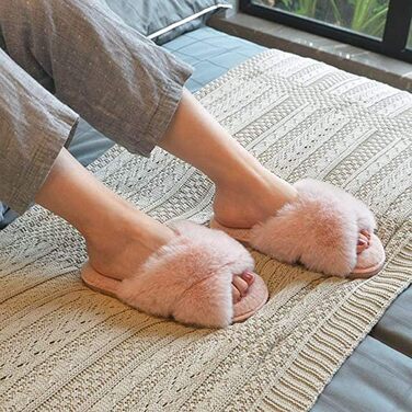 Тапочки жіночі зимові з плюшу, теплі, неслизькі, зручні, жіночі. Кольори: білий (41/42 EU), рожевий