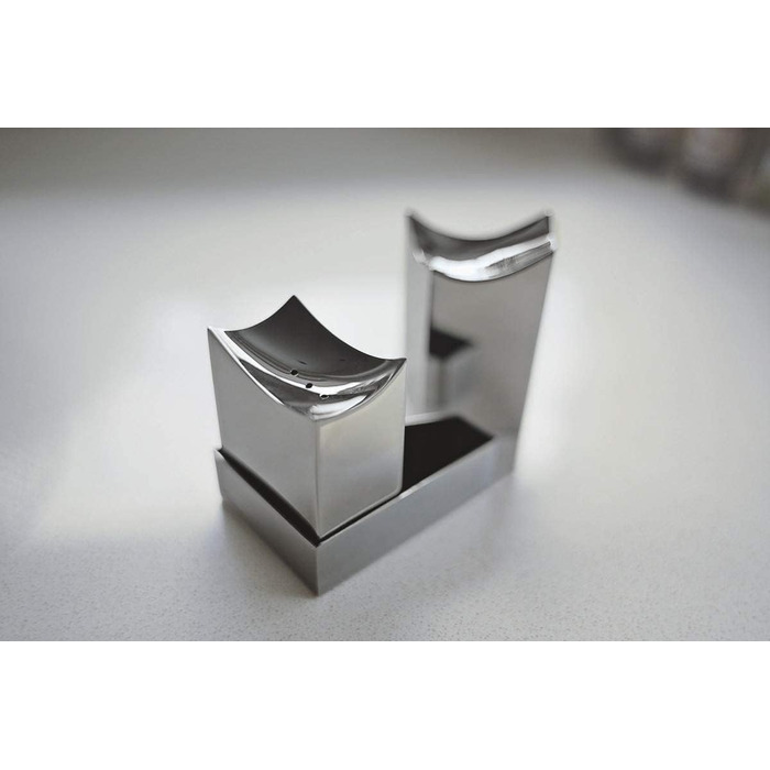 Philippi - ELBPHILHARMONIE Salt & Pepper Shaker Set with Base