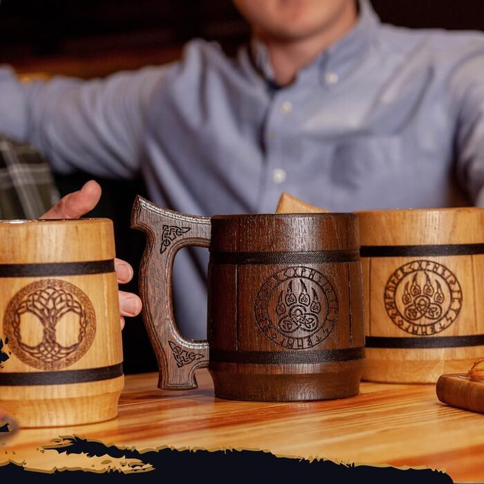 Діжка Wikinger 0.6 л з дуба - середньовічна діжка для пива, кружка, кубок з гравіюванням Молота Тора, рунами. Ідеальний подарунок для чоловіків, дерев'яний кубок з рунами, подарунок на День Святого Валентина