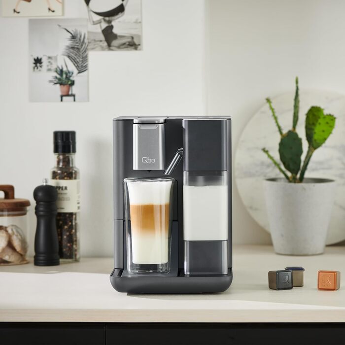 Tchibo Qbo MILK MASTER Premium Capsule Machine for Cappuccino, Espresso, Caffè Crema, Caffè Grande, Milk Foam at the touch of a button with a detachable 300ml milk tank, with automatic shut-off, Gentle Grey