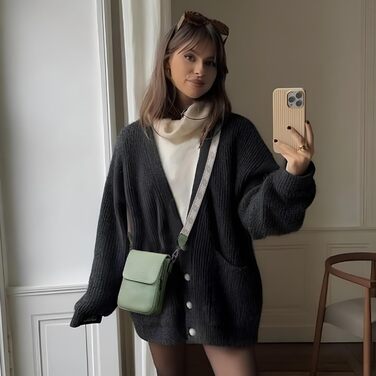 Сумка-органайзер на шию MUIIKOLA з RFID-захистом для телефону, веганська шкіра, зелений світлий. Сумка через плече для жінок з широким ременем та гаманцем.