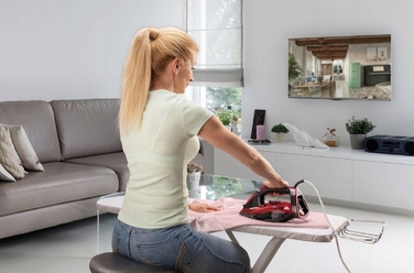 Праска Gorenje SIH2800BF 2800 Вт, керамічна підошва, автоматичне вимкнення