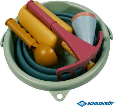 Schildkröt® 7in1 Sand Toys Set in Bio-Quality: Innovative sand-playing set with 6 tools made from sugar cane for digging, shaping, sifting, and raking, foldable 3-liter bucket