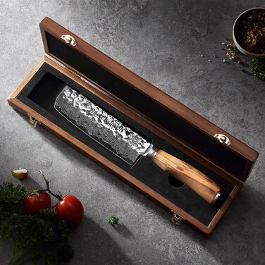Японський ніж Zayiko Minami Premium з лезом 12 см з дамаської сталі 67 шарів з ручкою з оливкового дерева | Набір кухонних ножів для професіоналів | З гравіюванням