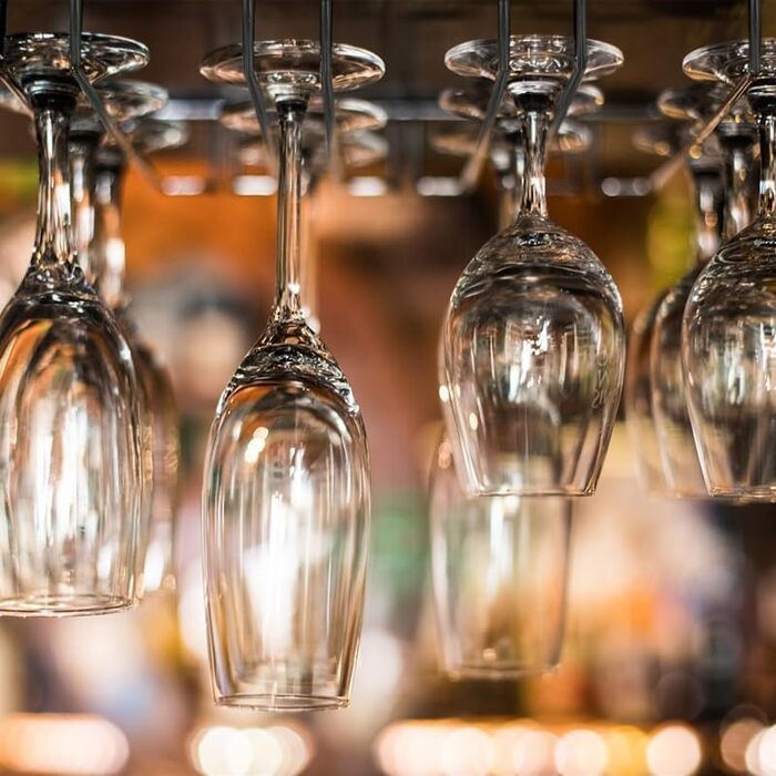 Металевий утримувач для келихів вина (4 шт), 40 см, для бару, кухні, ресторану