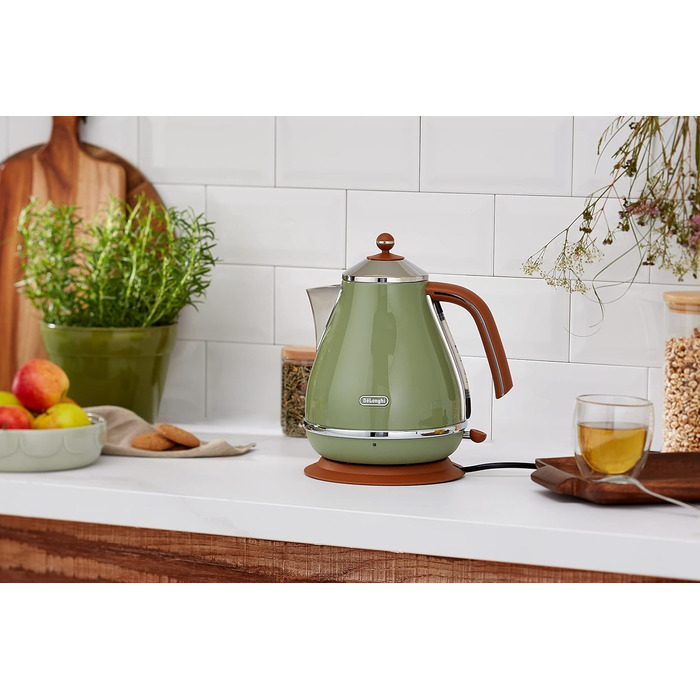 De'Longhi Icona Vintage KBOV2001.GR Kettle - 1.7 l with water level indicator and 360° base, Stainless steel in an elegant retro look with chrome details, 2000 W, 23.01 x 23.01 x 26.49 cm, Olive Olive Single