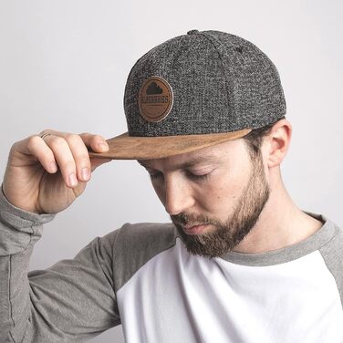 Кепка Blackskies® Pathfinder Snapback - унісекс, чорно-смугаста, регульована, преміум якість