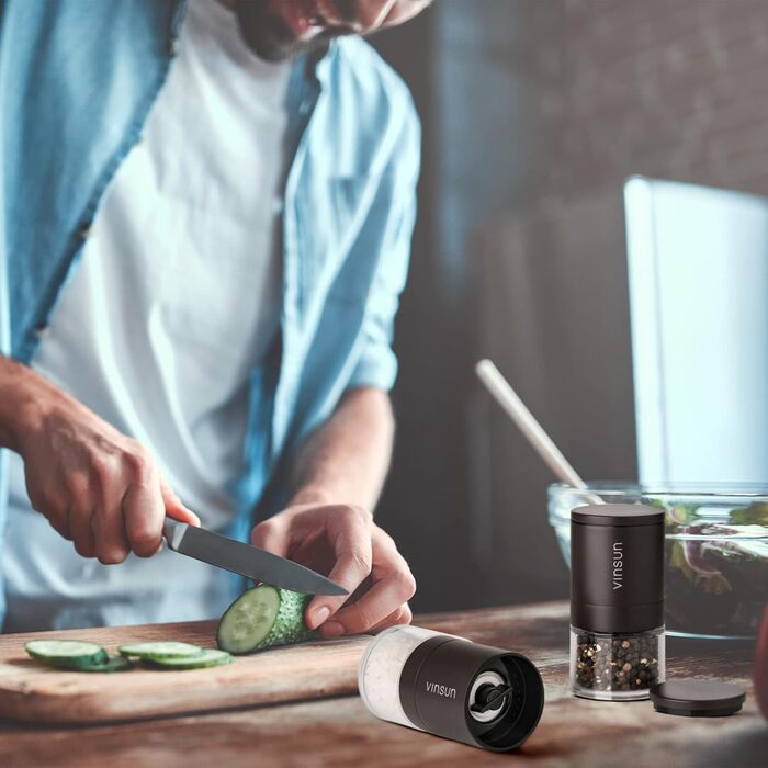 Набір з 2 мельниць для солі та перцю Vinsun - ручні, керамічний механізм, регульований, нержавіюча сталь, ø51x100mm
