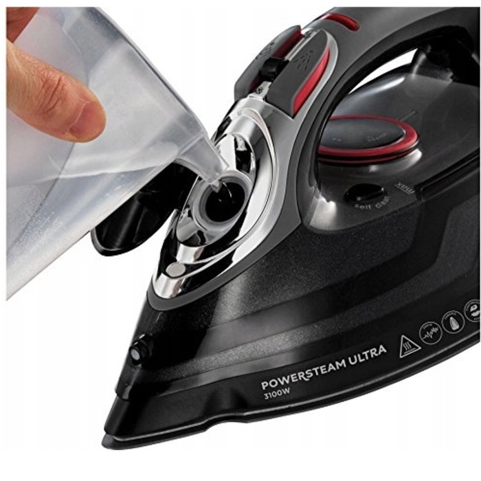 Парова праска Russell Hobbs 3100 Вт — швидке та зручне прасування одягу