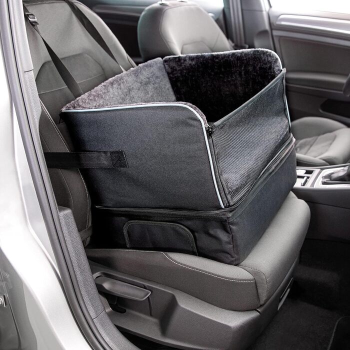 Автокрісло Trixie 1322 для собак, чорне, 45 x 38 x 37 см