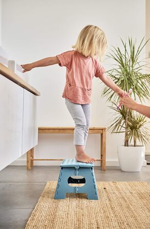 Складний стілець Zeller 13037 Premium, пластиковий, розкладний, з сертифікацією TÜV, вантажопідйомність 150 кг, колір айсбліу