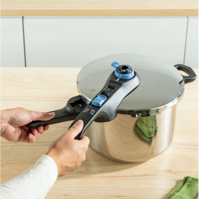 Мультипільча-скороварка Tefal, 6 л, чорна