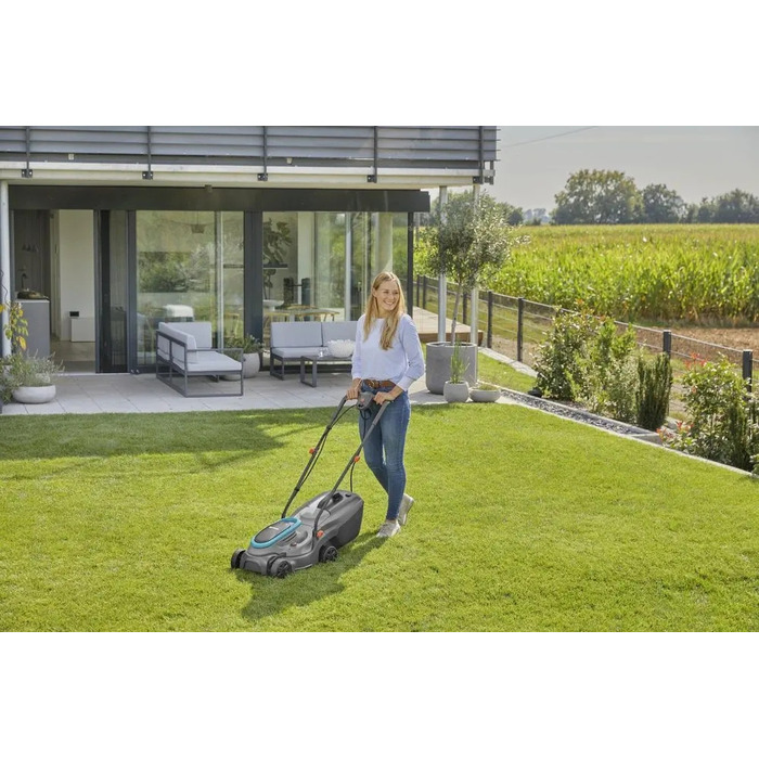 Електрична газонокосарка Gardena 1200 Вт, 30 л