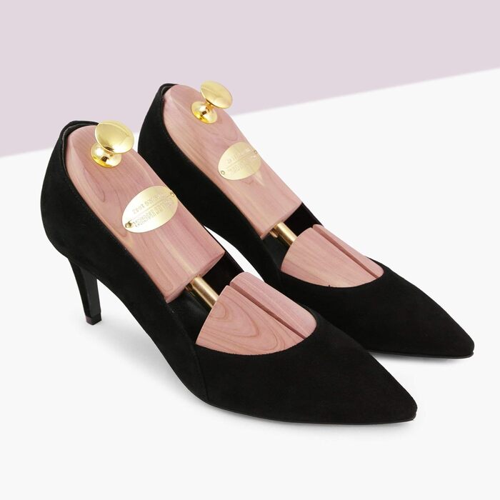 Schlesinger – Premium women's shoe trees made from fine cedarwood for optimal shoe care. Queen model. Size 36 – 41 in silver or gold.