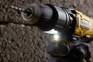Ударний дриль-шурупокрут Stanley FatMax 18V SFMCD711D2K (2x2,0 Агч) у кейсі