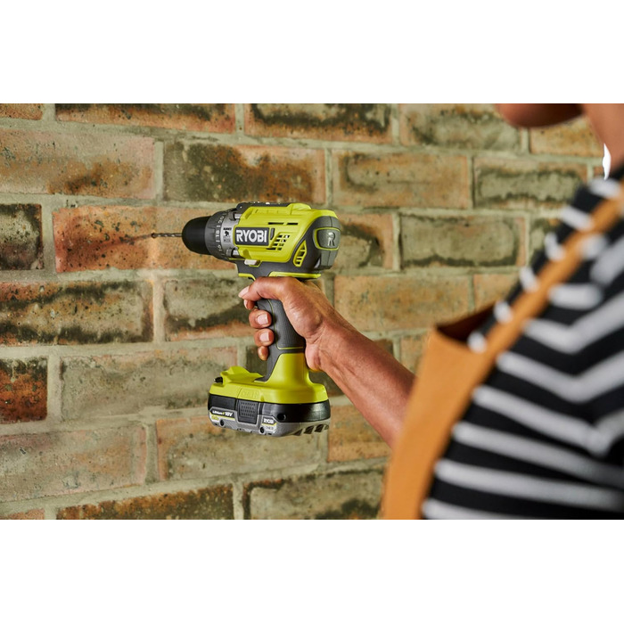 RYOBI 18V ONE+ акумуляторний ударний дриль-шуруповерт, комплект R18PD3-140SA, 4Ah, зарядний пристрій, набір біт RAK31MSD, сумка для інструментів