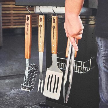 Набір гриль-посуду BURNHARD 4 шт. з акціїї, нержавіюча сталь, дерев'яні ручки, аксесуари для гриля (щипці, лопатка, виделка, щітка)