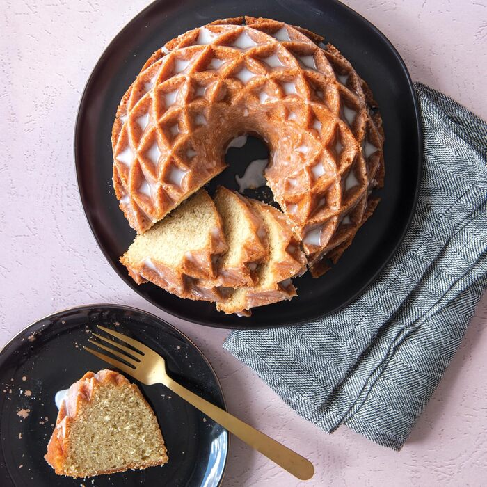 Форма для кексів Гугельхуп Nordic Ware Jubilee, золото, філігранний дизайн, алюміній з антипригарним покриттям, NW 88377