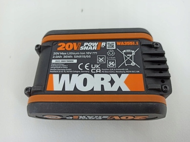 Робот-газонокосарка Worx Landroid M500+ WR165E для площі до 500 м², 120 хв