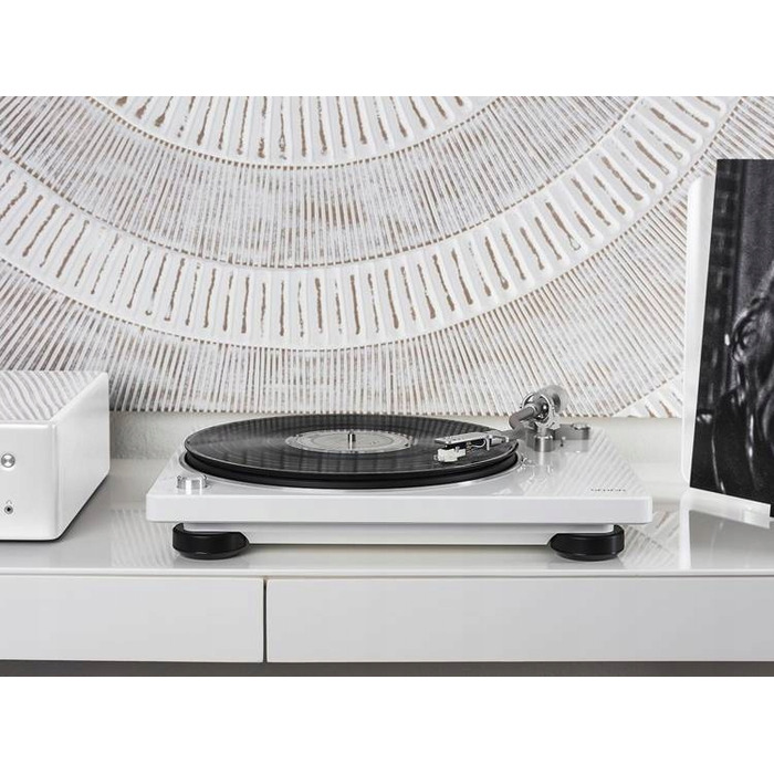 Вініловий програвач Denon DP-400, білий