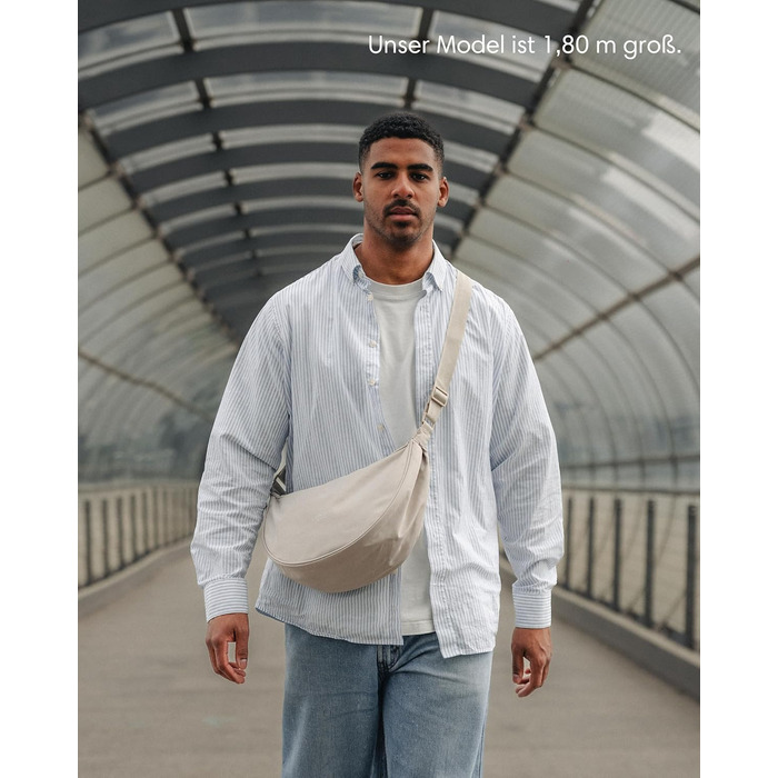 Сумка через плече LARKSON Solveig Medium бежева - Містка напівмісяць, водонепроникна (6.5 л)