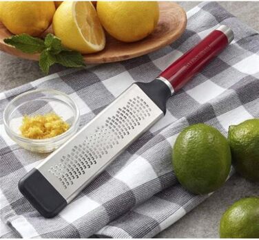 Терка KitchenAid двостороння з нержавіючої сталі Almond Creme (дрібна) – для сиру, овочів, шоколаду