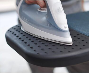 Гладильна дошка Joseph Joseph Glide Plus з регульованими ніжками, інтегрованою підставкою для праски та поглинаючим чохлом, 130 x 38 см, чорно-синя