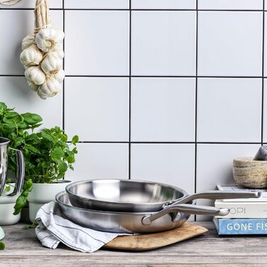 Набір сковорідок KitchenAid MultiPly з нержавіючої сталі з керованою антипригарним покриттям, 2 шт (20 см та 28 см), тришарова, для індукційних плит, термостійкі до 220°C, придатні для миття в посудомийній машині, срібного кольору