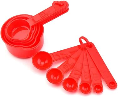 Zoyizi Plastic Measuring Cups and Spoons, 11 Piece, Kitchen Measuring Cups and Spoon Set for Dry & Liquid Ingredients, 5 Measuring Cups & 6 Measuring Spoon Set for Cooking & Baking, Red