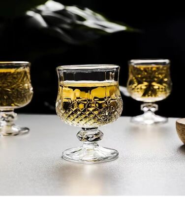 Набір келихів Cordial 50 мл для текіли, хересу - 16 шт, на ніжці