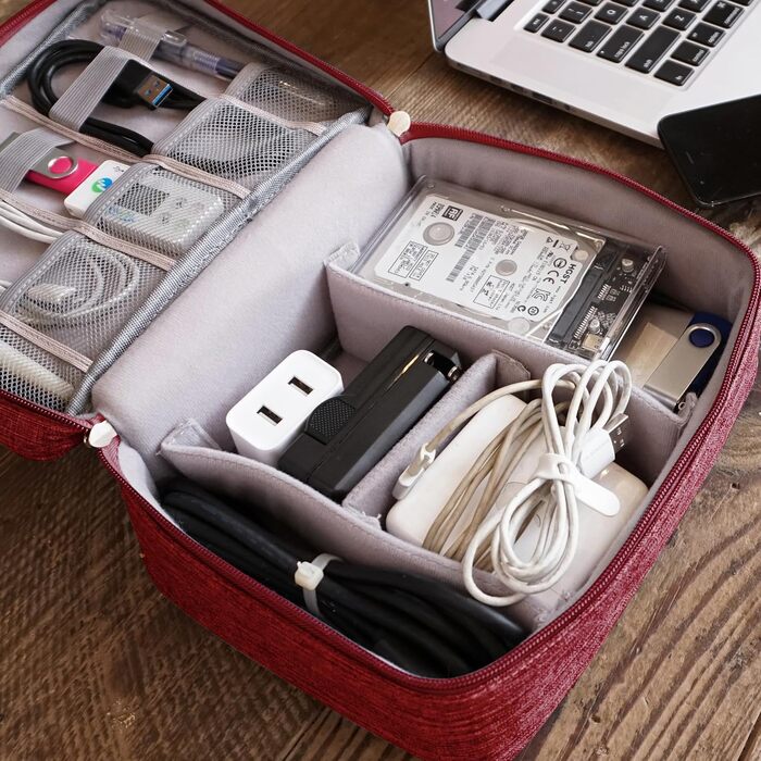 Водонепроникна сумка-органайзер для кабелів та аксесуарів: USB-накопичувачі, SD-карти, Power Bank (червона)