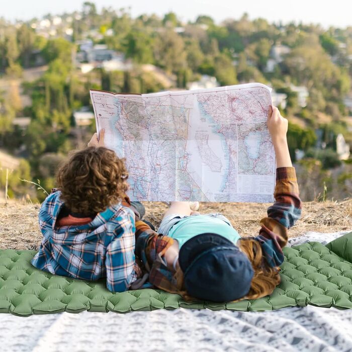 Каретка самонадувна туристична ізомат з подушкою, вологостійка та легка для кемпінгу та подорожей (зелена)