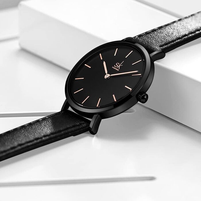 Жіночий годинник SK Ultradünn: мінімалістичний дизайн, шкіряний ремінець, чорний колір